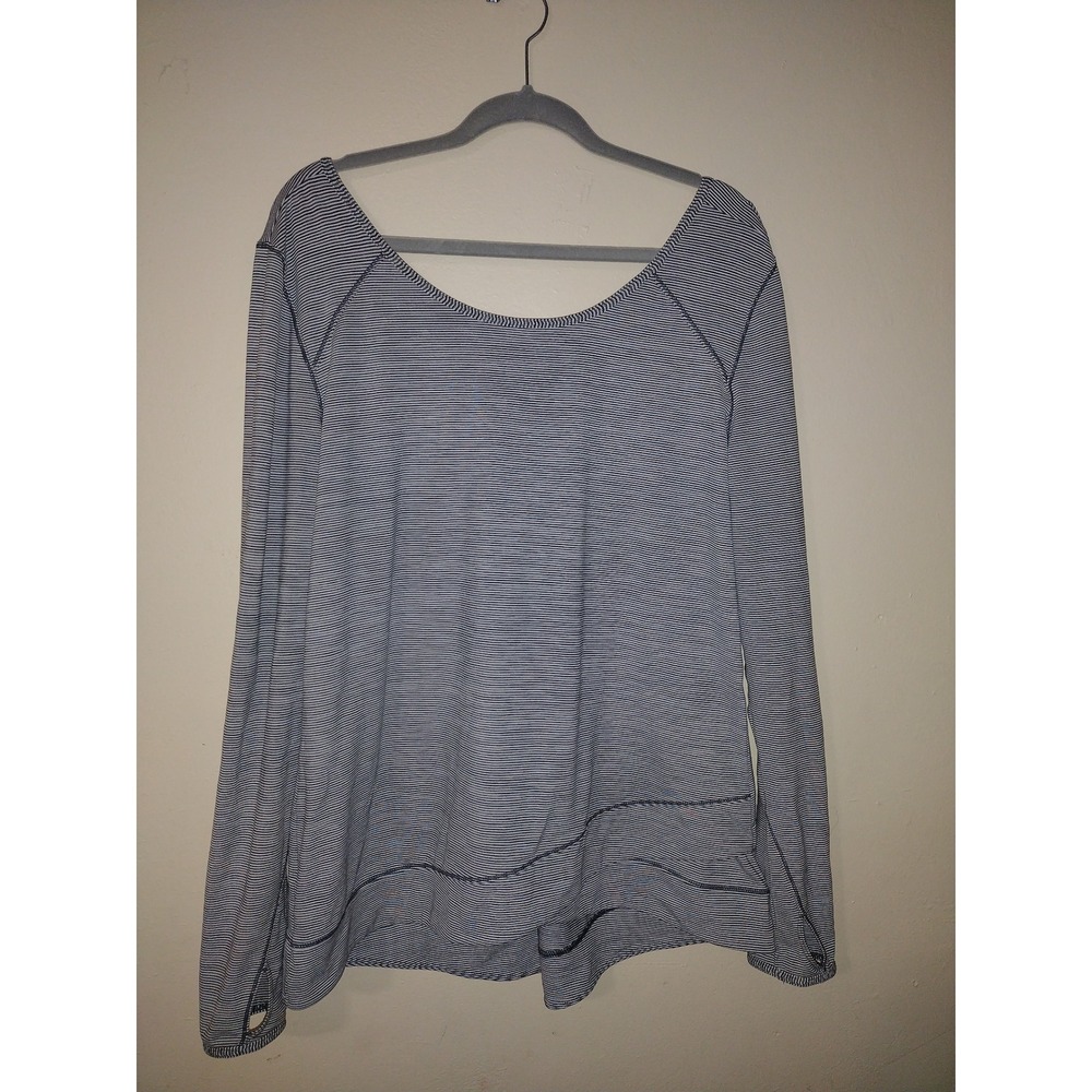 Zella Womens XL Navy White Striped Long Sleeve Active Top Thumbholes Layered Hem